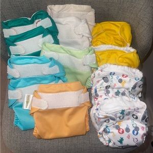 Reusable diaper lot- Newborn